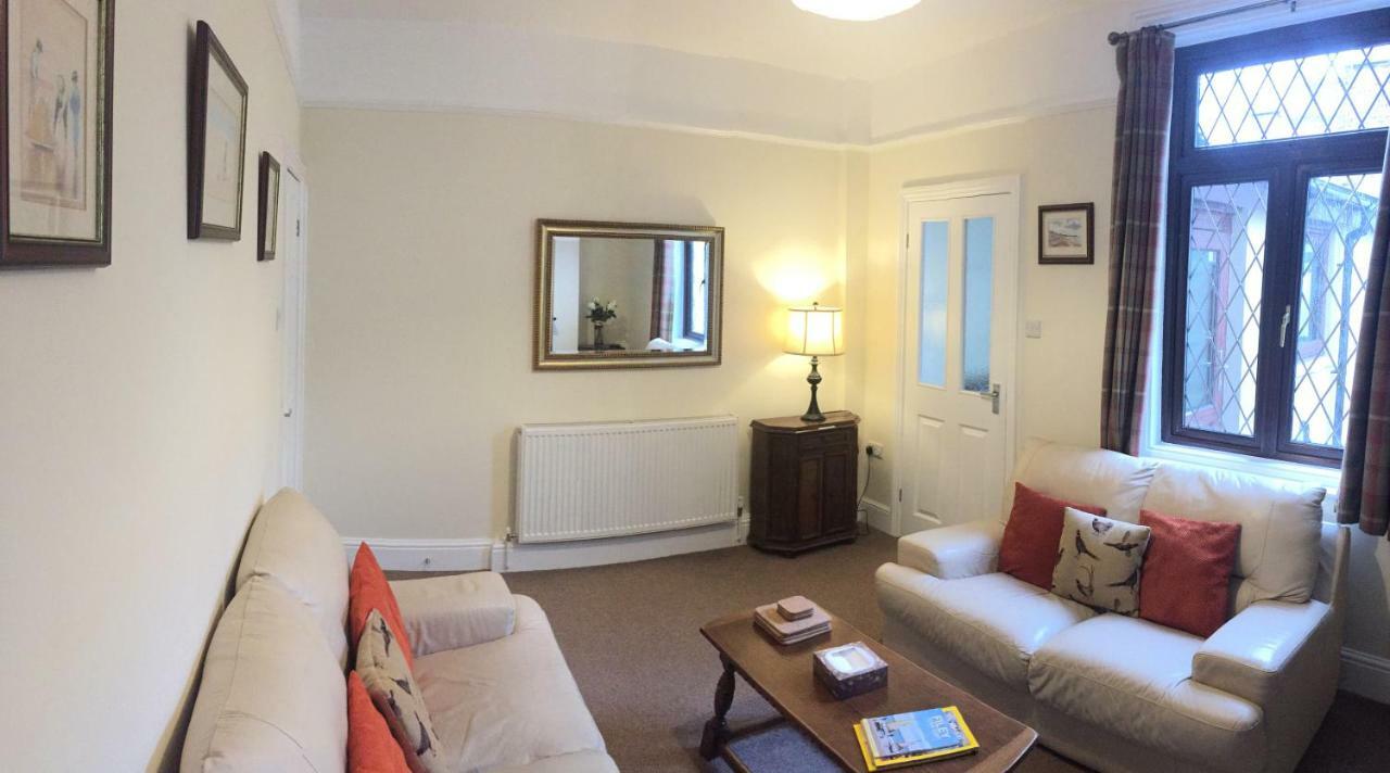 Browns Holiday Cottage Filey Exterior photo